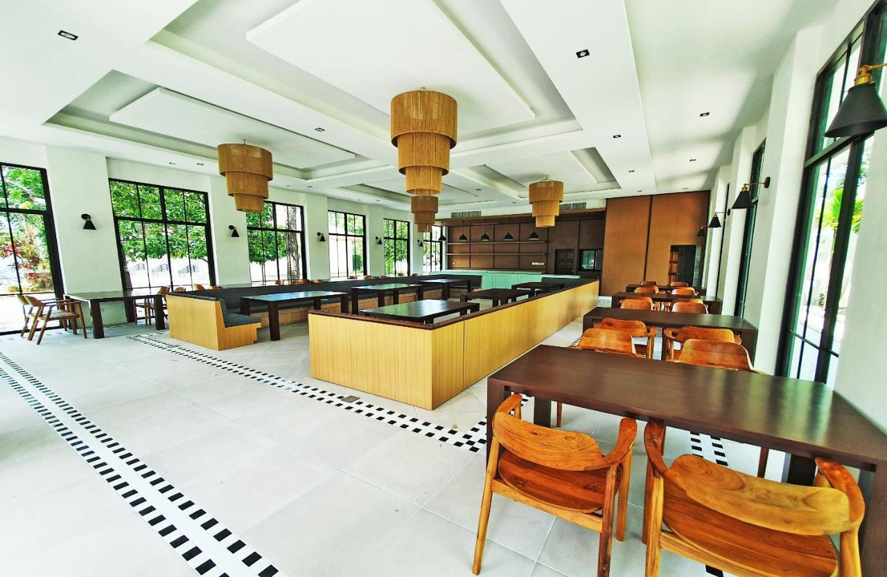 Rnana Grand Hotel Phang Nga Exterior foto